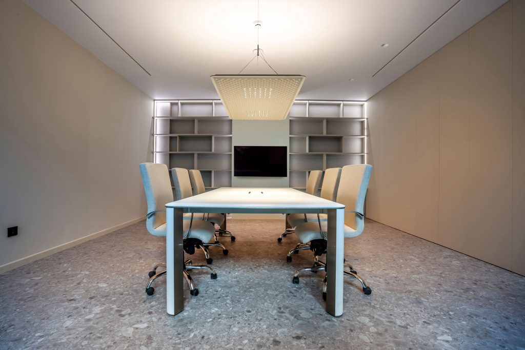 K52-18-office-meeting-room-interior-design​-by-KaputDesign_v1_16
