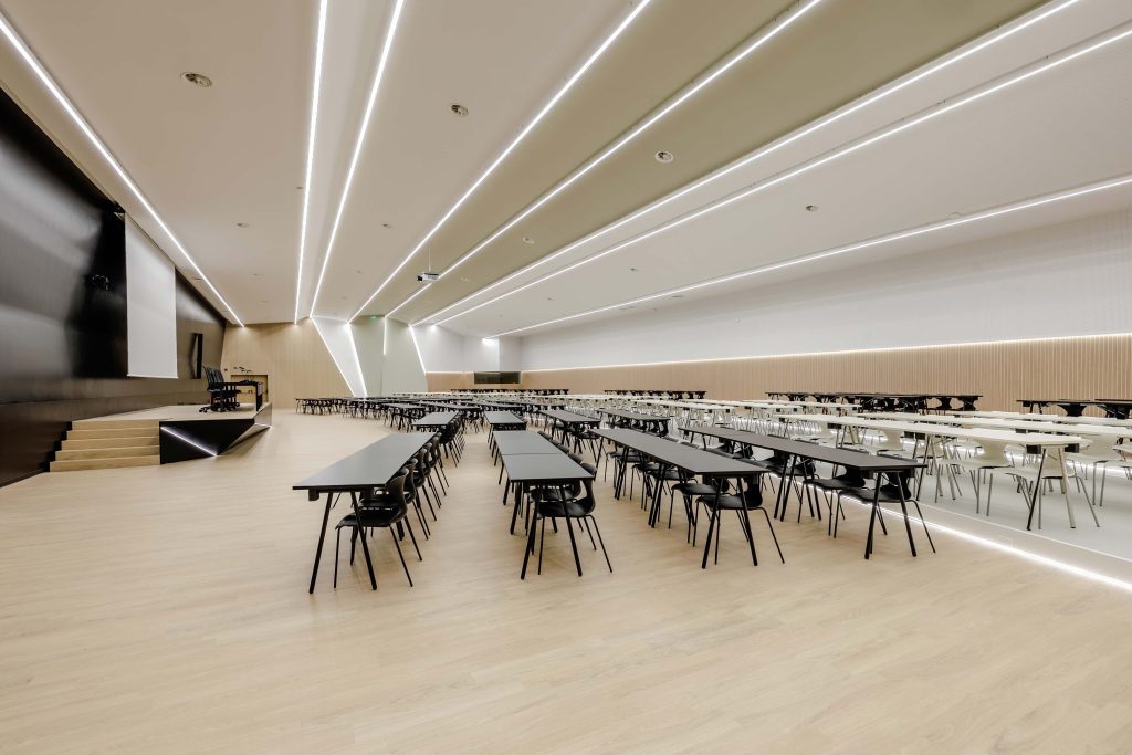 K62-01-Event-hall-architecture​-by-KaputDesign_0