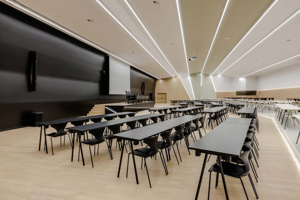 K62-02-Event-hall-architecture​-by-KaputDesign_1