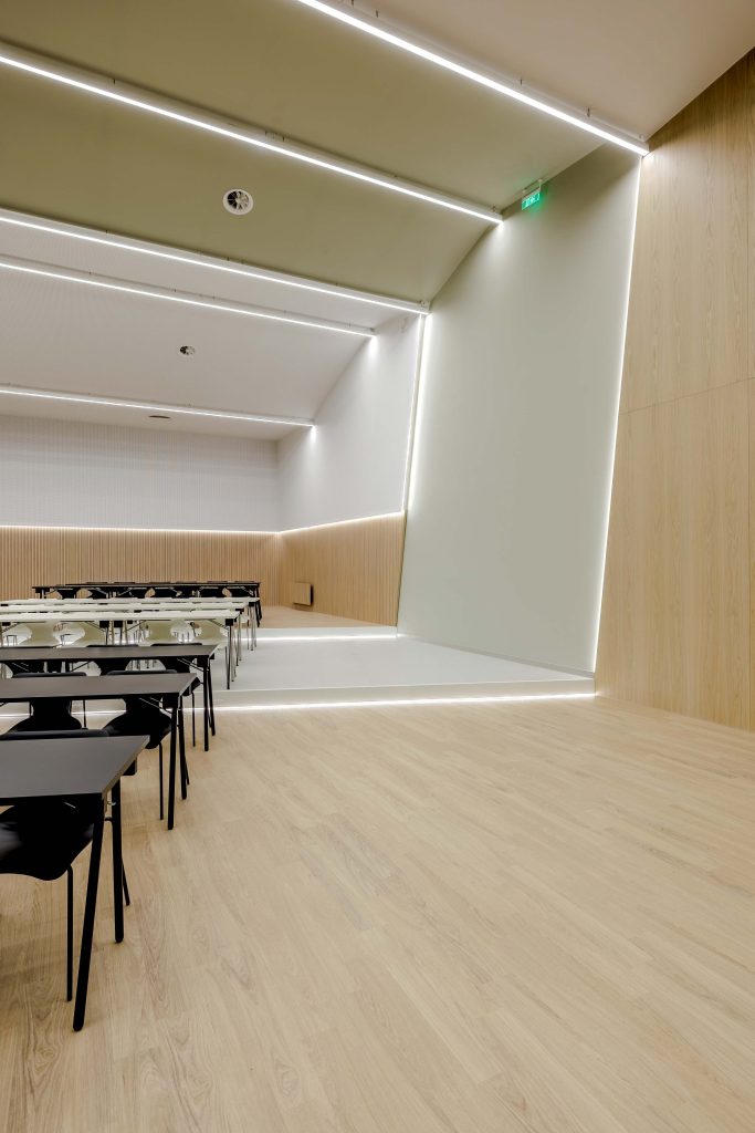 K62-09-event-hall-architecture​-by-KaputDesign_9